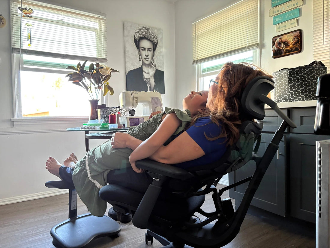 La meilleure chaise ergonomique pour le mal de dos, la grossesse et les mamans actives