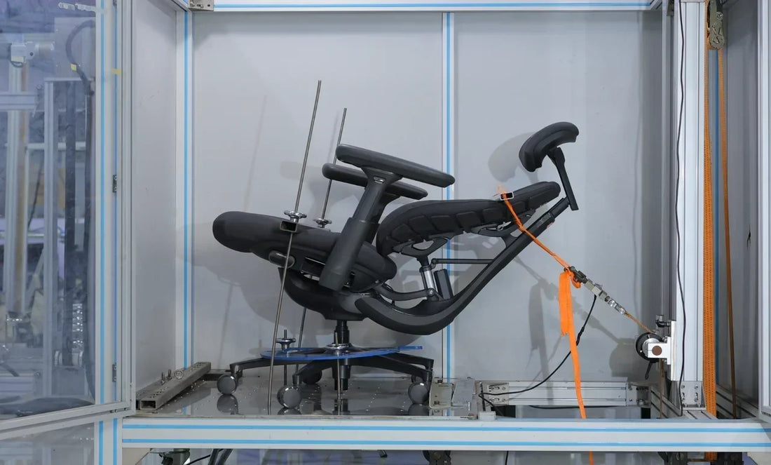 Guide d’achat d’une chaise de bureau pour personnes grandes et fortes : l’importance de l’inclinaison au-delà du poids