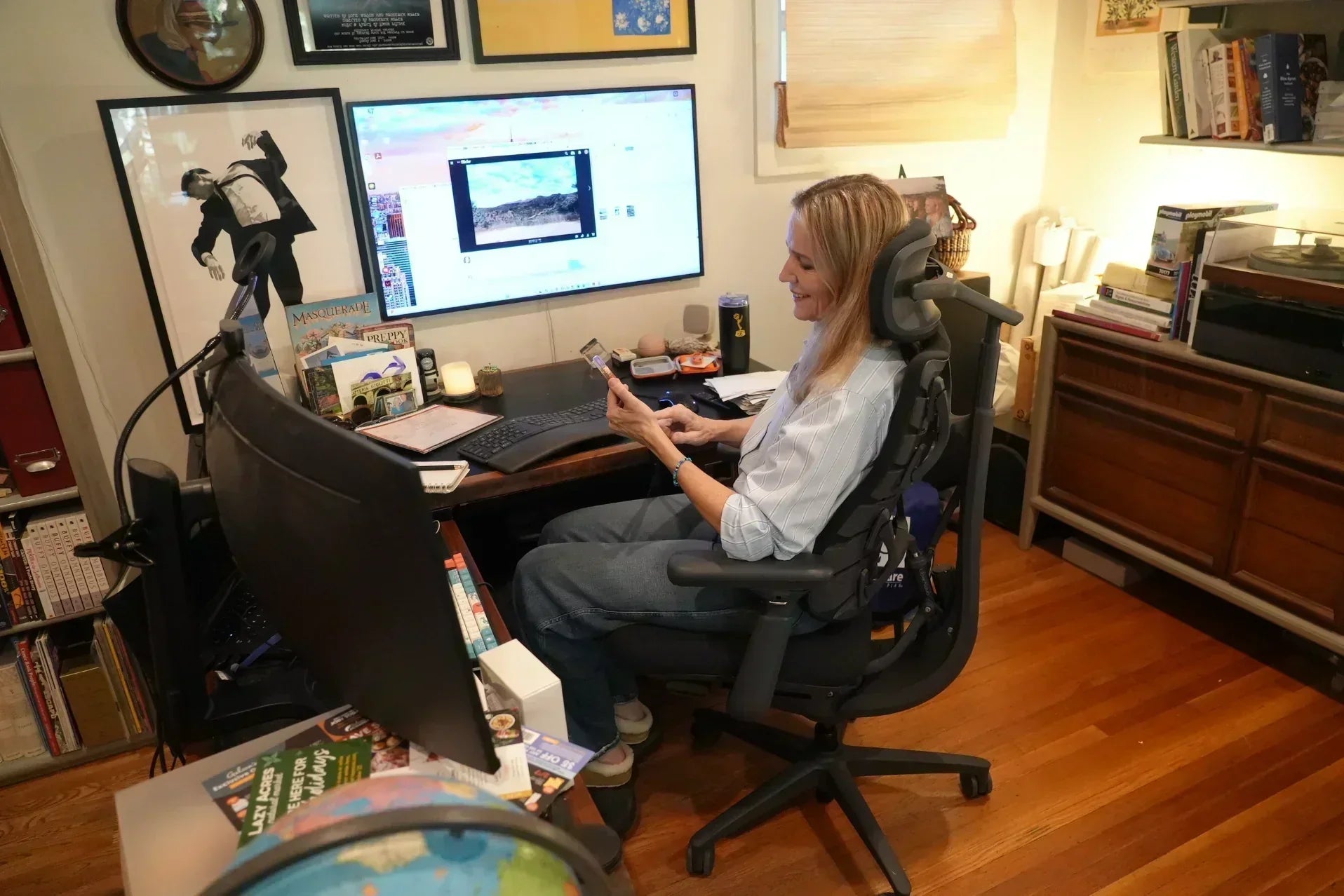 Guide des dimensions d’un fauteuil de bureau : comment choisir un modèle adapté à votre morphologie